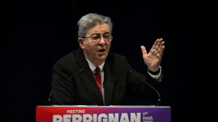 M&eacute;lenchon, compar&eacute; &agrave; Jean-Marie Le Pen, s'excuse d'avoir "d&eacute;form&eacute; par erreur" le nom de Glucksmann