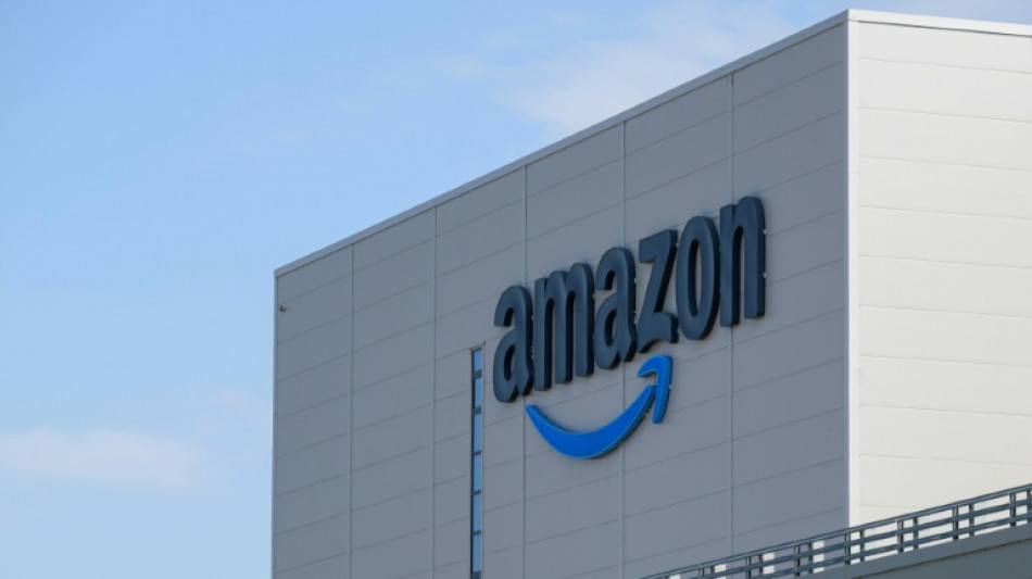 Fiscalit&eacute;: Bruxelles abandonne des enqu&ecirc;tes contre Amazon, Fiat et Starbucks