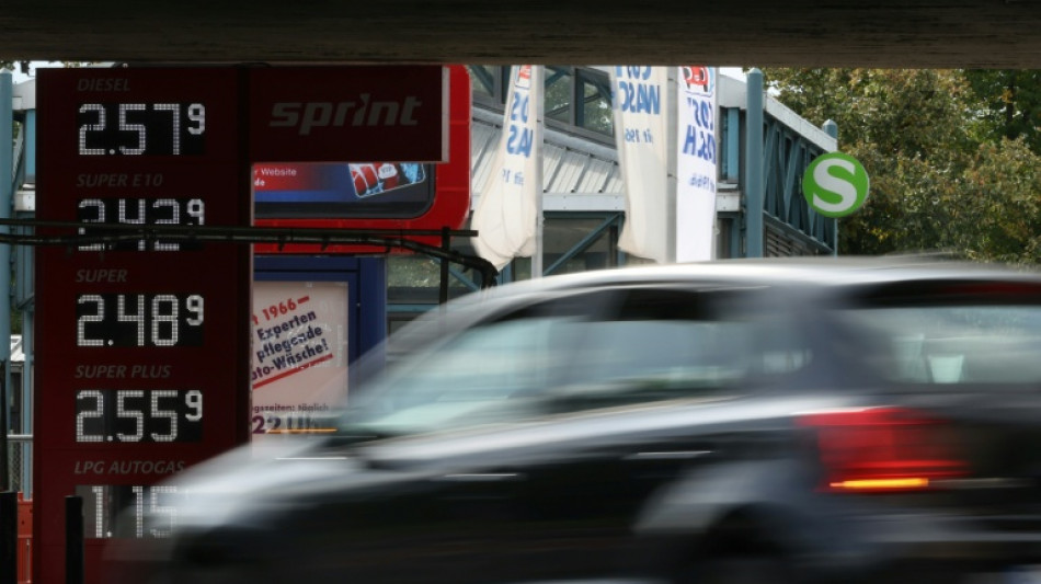 Tankrabatt kommt gr&ouml;&szlig;tenteils bei Autofahrern an - Spritpreise deutlich gesunken