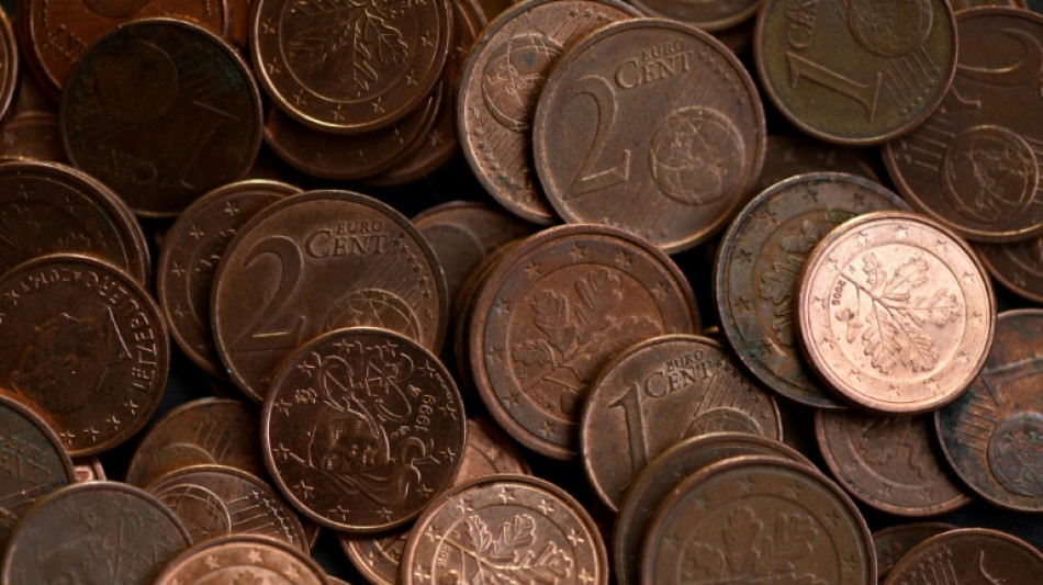 Sozialhilfeausgaben sinken leicht auf rund 14,9 Milliarden Euro 