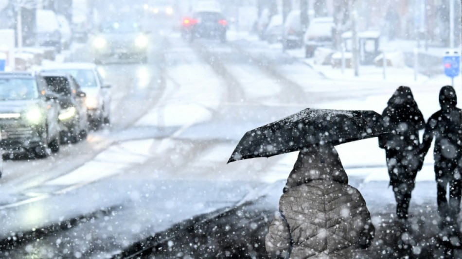 Frost und Eisregen: Wetterdienst warnt vor glatten Straßen