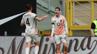 Roma ok con il Lens, ma si fanno male Ndicka e Soulé