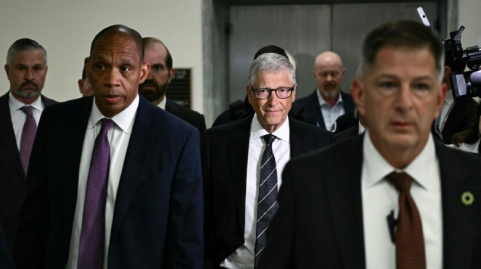 "Nunca victimic&eacute; a nadie", dice Bill Gates en una audiencia sobre el caso Epstein