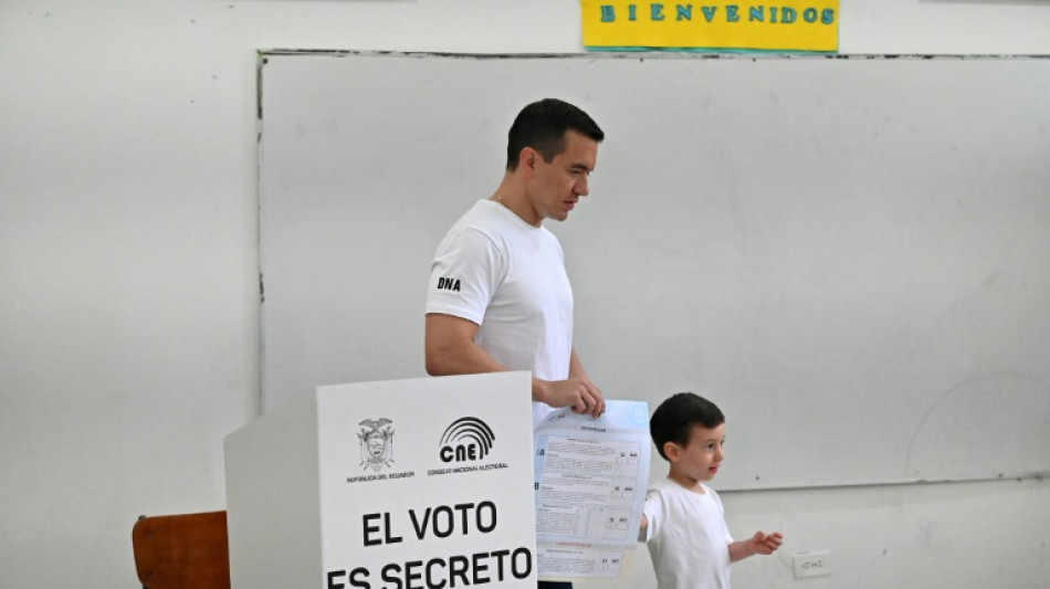 Noboa recibe golpe electoral con rechazo a bases militares extranjeras en Ecuador