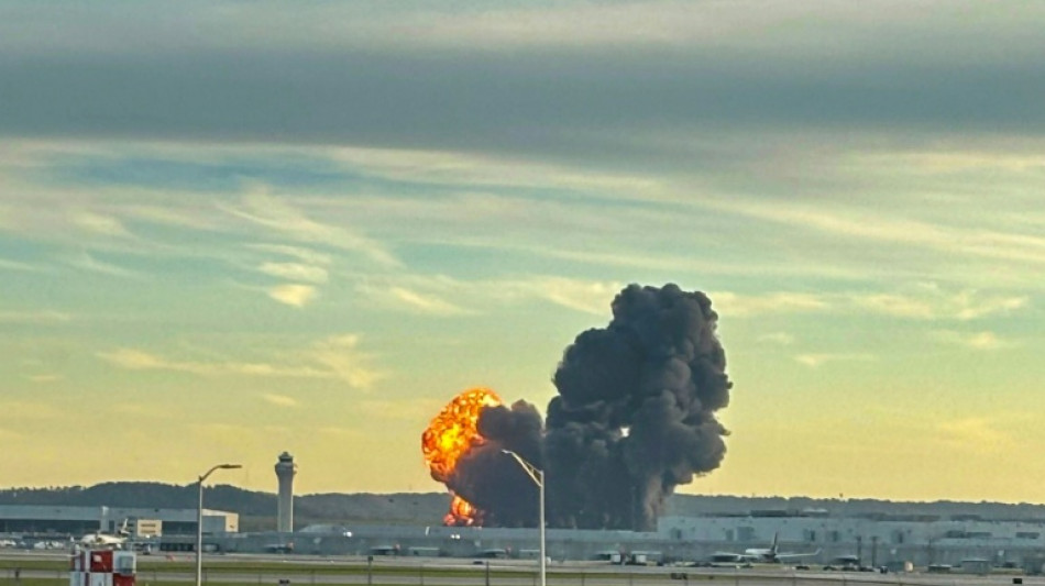 Acidente com avi&atilde;o de carga deixa 9 mortos nos EUA