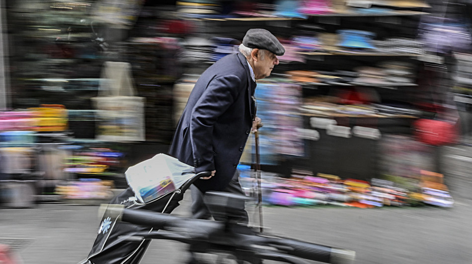 Sale speranza di vita, nel 2027 tre mesi in più per pensione