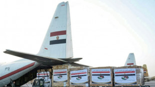 Erste Hilfsg&uuml;ter kommen in &Uuml;berschwemmungsgebieten in Libyen an