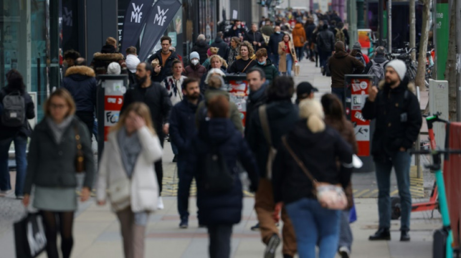 "Handelsblatt": Institute rechnen 2023 mit R&uuml;ckgang des BIP um 0,6 Prozent