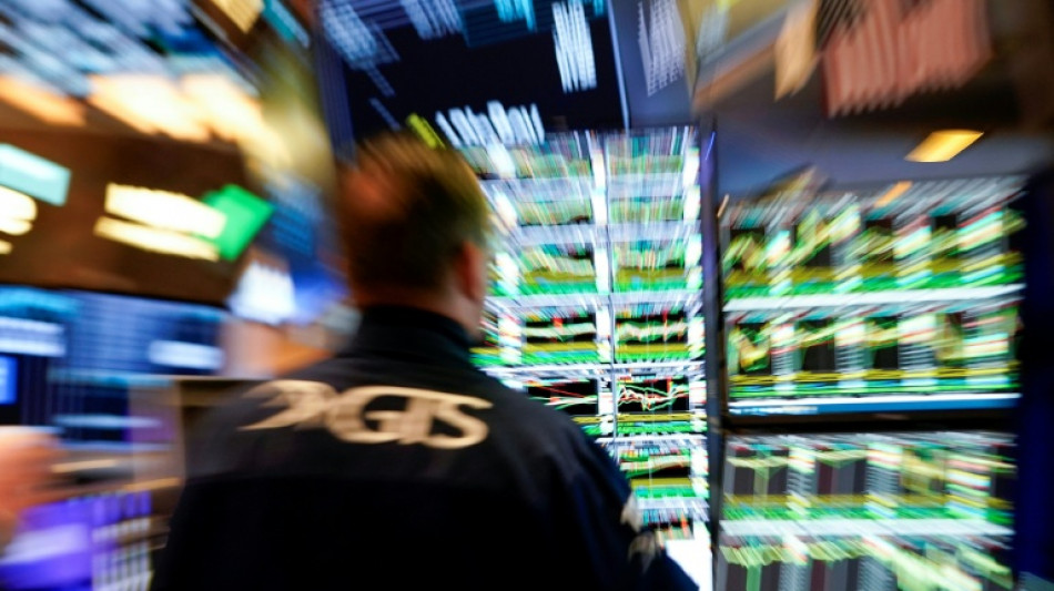 Wall Street termine en baisse, plomb&eacute;e par l'inflation am&eacute;ricaine