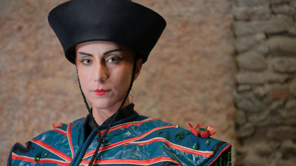 All'Arena di Verona la plastica riciclata diventa costume di scena
