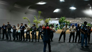 Inc&ecirc;ndio abala COP30 em sua reta final