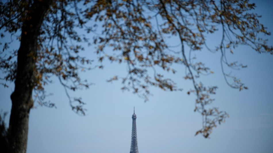 Paris abandons controversial re-landscaping around Eiffel Tower