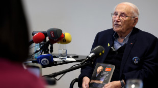 Sopravvissuto ad Auschwitz restituir&agrave; la croce al merito