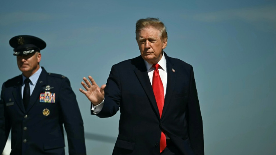 Trump, White House post video of UK man killed by tiger