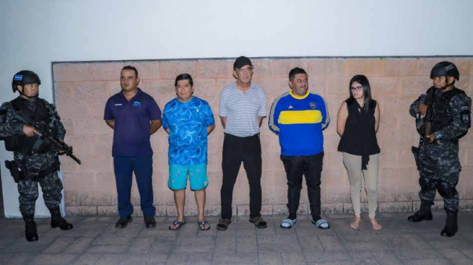 Cinq arrestations apr&egrave;s la bousculade mortelle dans un stade au Salvador