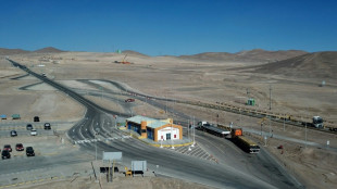 Preacuerdo de sindicato y empresa en Chile evita una huelga en la mayor mina de cobre del mundo