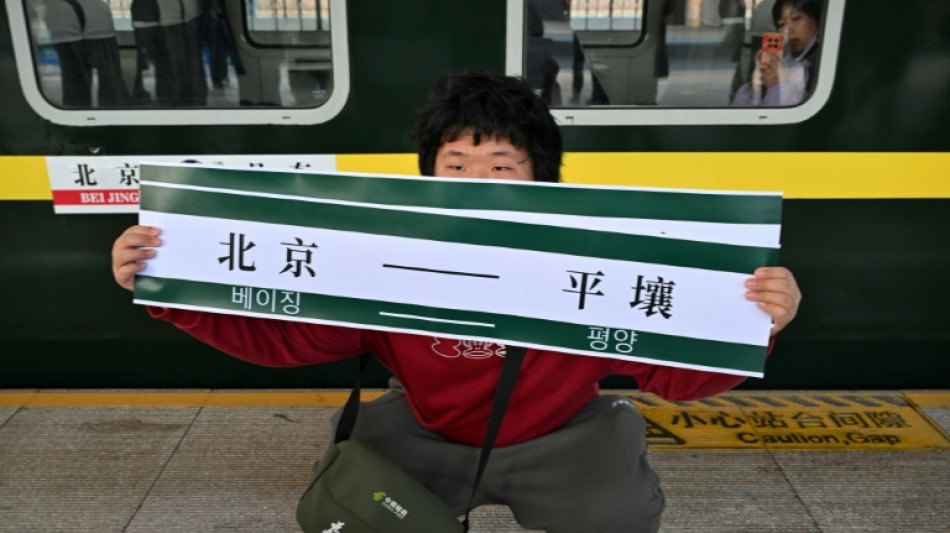 Un train en provenance de Chine arrive en Cor&eacute;e du Nord, une premi&egrave;re en six ans