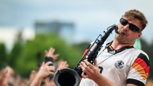 Un saxofonista, el &eacute;xito musical sorpresa de la Eurocopa-2024