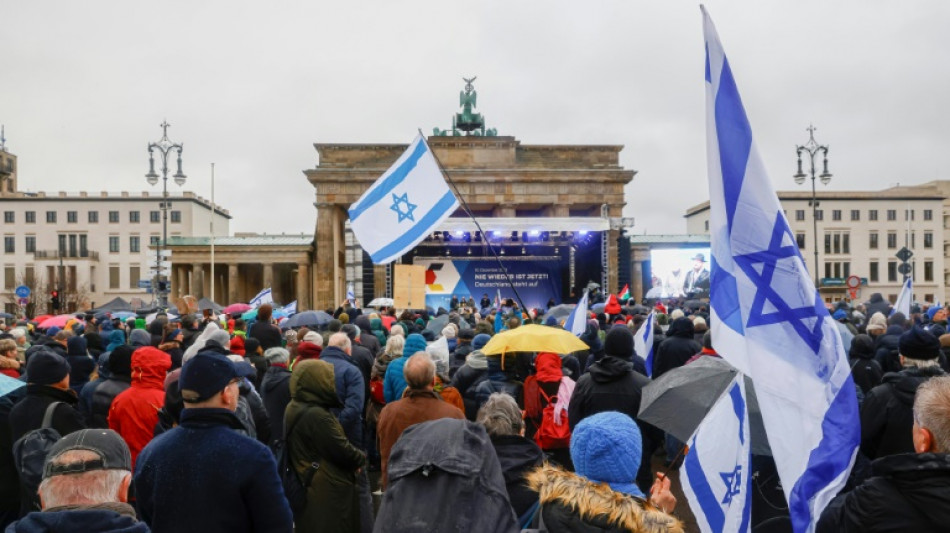 Des milliers de manifestants contre l'antis&eacute;mitisme &agrave; Berlin et Bruxelles