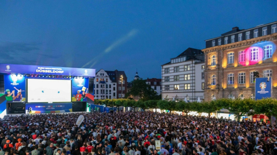 Unwetter: Fan-Zonen in D&uuml;sseldorf bleiben geschlossen