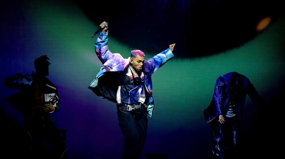 In Gb rapper Chris Brown rilasciato su cauzione da 6 milioni