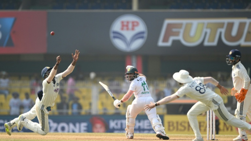 Stubbs hits 94 as South Africa set India mammoth 549 target