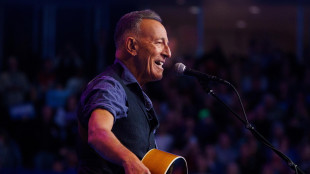 Trump attacca Springsteen, 'una prugna secca, stia zitto'