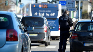 Brandenburgs Innenminister St&uuml;bgen will schnell station&auml;re Grenzkontrollen