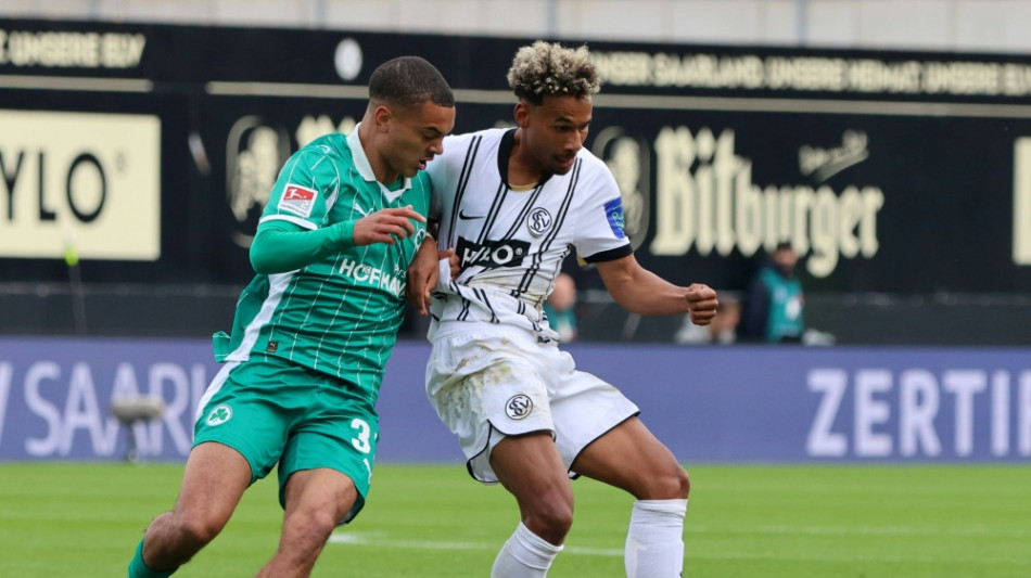 Hattrick von Ebnoutalib: Elversberg zurück an der Spitze