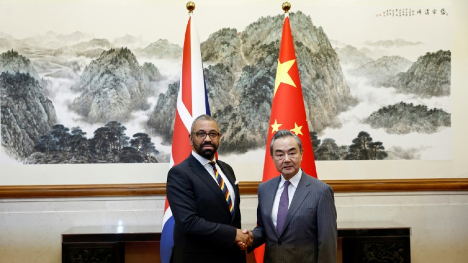 Britischer Au&szlig;enminister Cleverly spricht bei China-Besuch Streitthemen an