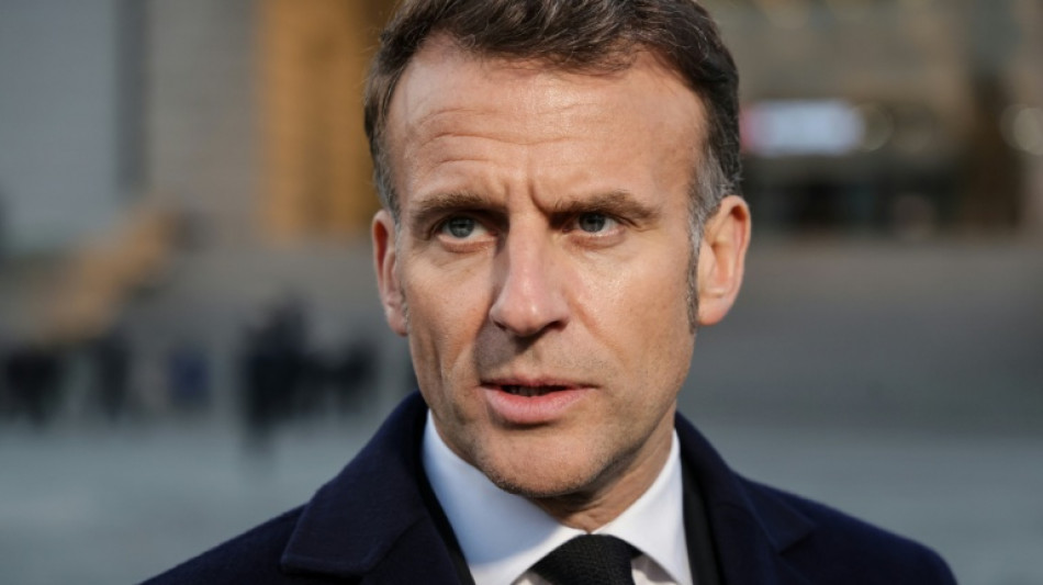 Pas "&eacute;l&eacute;gant", "irr&eacute;aliste", "&ccedil;a parle trop": Macron r&eacute;pond aux critiques de Trump