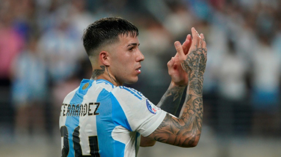 Fifa anuncia investiga&ccedil;&atilde;o sobre canto racista de argentinos contra Fran&ccedil;a