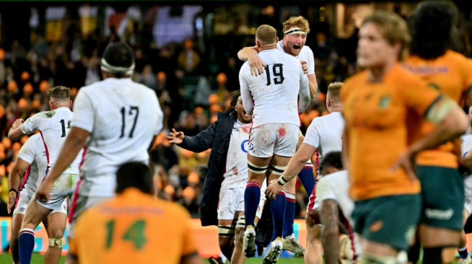 Rugby: l'Angleterre encha&icirc;ne en Australie et gagne la s&eacute;rie