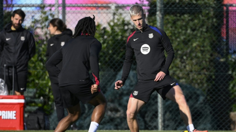 Federa&ccedil;&atilde;o espanhola e LaLiga rejeitam pedido do Barcelona para reinscrever Dani Olmo